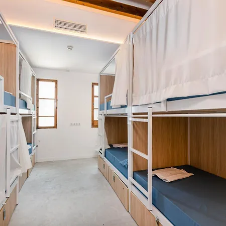 Urban - Juvenil - Youth Hostal